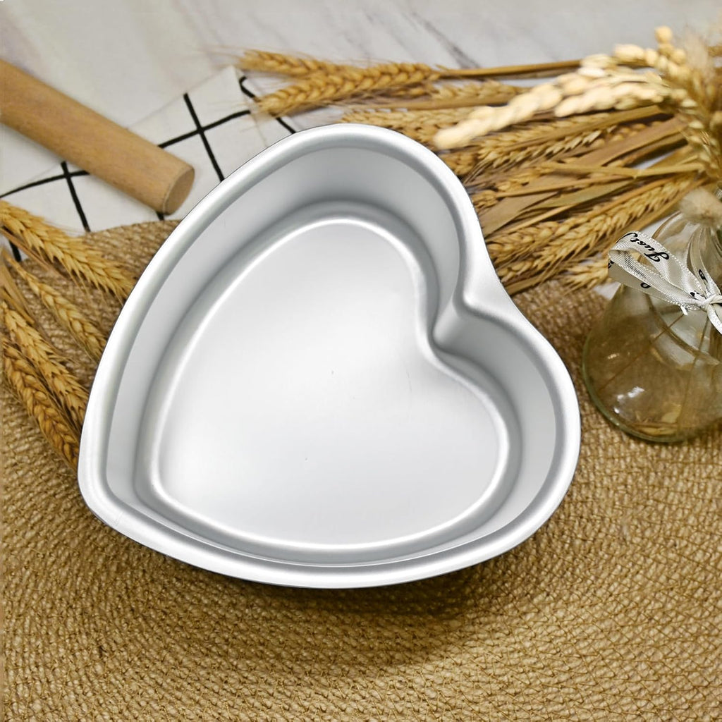6 3 Inch Heart Shape Cake Pan, Baking Pan,Anodized Heart Cake Pans, Aluminum Pan, for Wedding Birthday and Other Occasions Cake.Silver